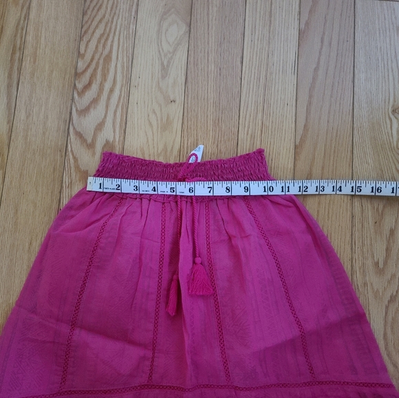 Aeropostale High Low Skirt. Colour Pink. Size XS. - Picture 5 of 6